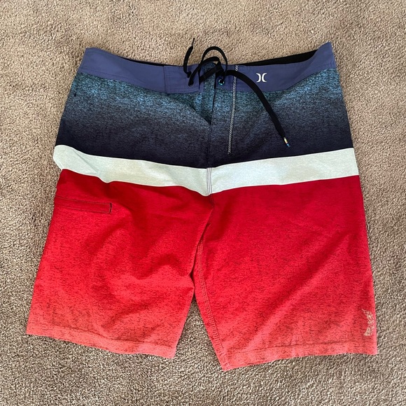 Hurley Phantom Board shorts - Picture 1 of 3